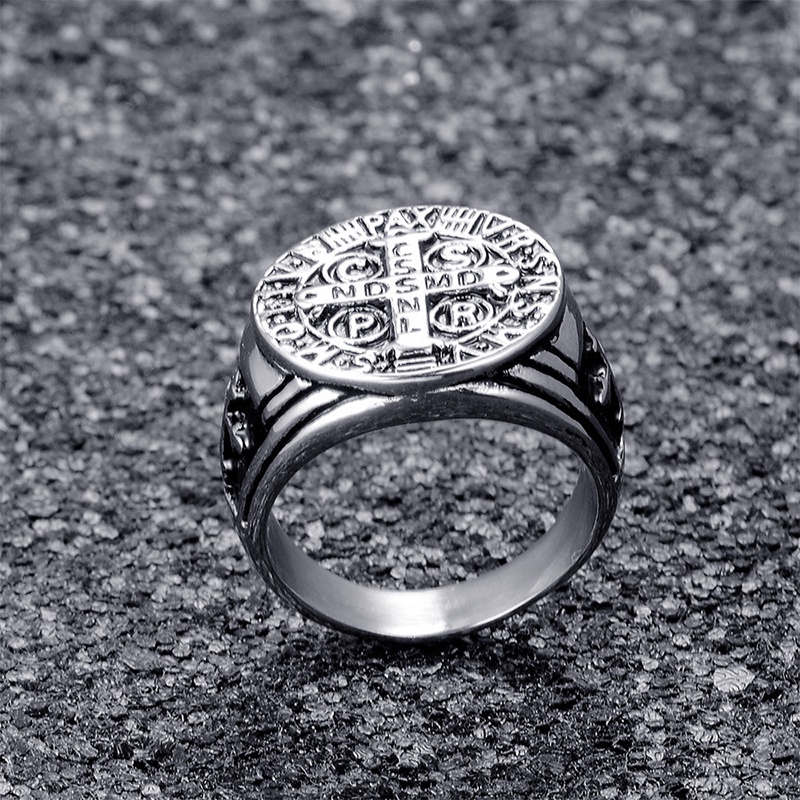 Nhẫn thép không gỉ màu đen hình thánh giá cho nam