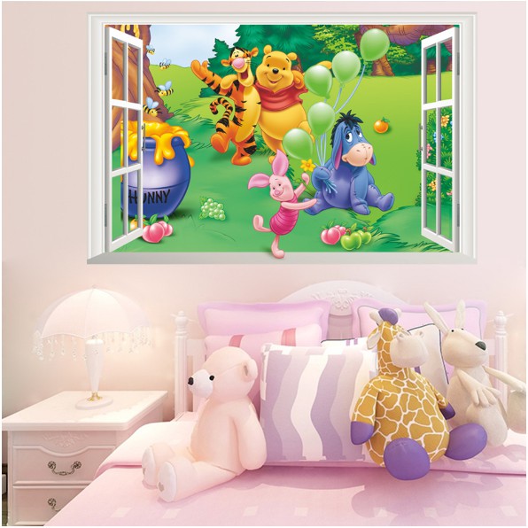 Decal trang trí gấu Pooh vui đùa cùng những người bạn