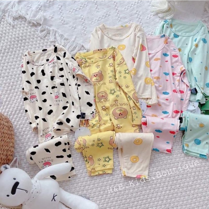 Bộ dài tay thun lạnh minky mom họa tiết cho bé 10 màu chất đẹp