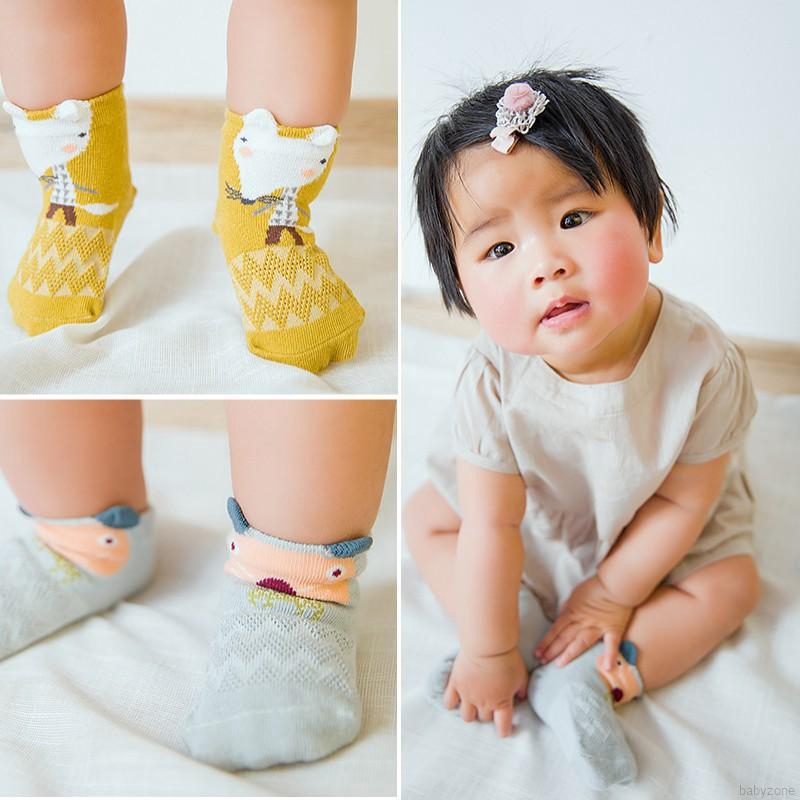 Bộ 5 đôi tất chân chất liệu cotton chống trượt họa tiết hoạt hình xinh xắn cho bé