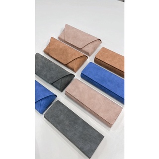 Hộp đựng kính cận kính râm cao cấp bằng da lộn, da trơn tặng kèm khăn lụa lau kính chuyên dụng