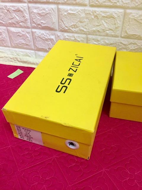 Giày gót vuông da lộn QC màu đen