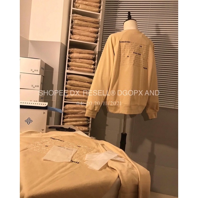 ÁO TAY DÀI SADBOIZVIBES TOSS SWEATER - CREAM (Click Deal Tặng Kèm Móc Khóa Hoặc Túi Tote) | BigBuy360 - bigbuy360.vn