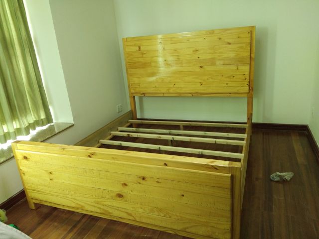 Giường gỗ thông nhập khẩu 1m6x2m, 1m8x2m 1m4x2m