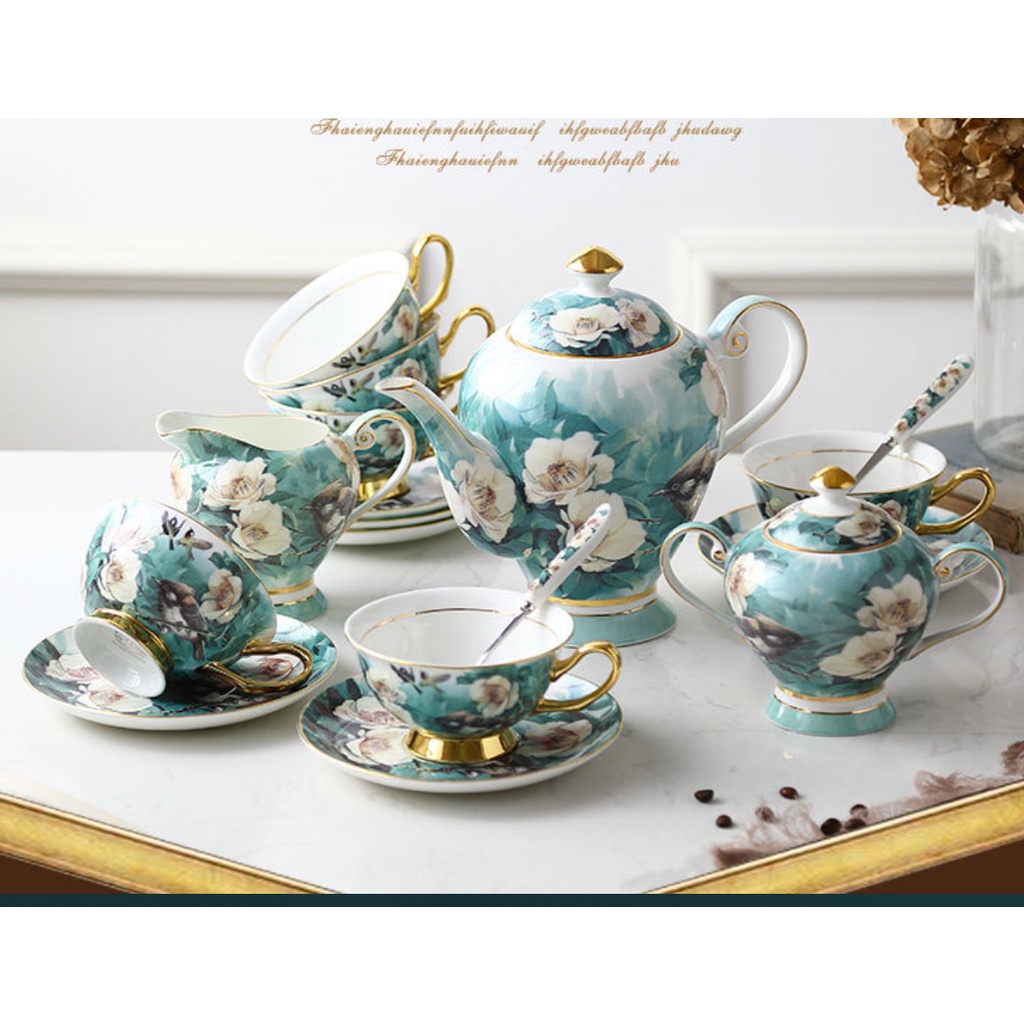 ấm chén cao cấp. Bộ Ấm Trà Gốm Sứ Hoạ Tiết - Set Ấm Chén kèm khung treo Gốm Sứ hoa văn phong cách Hoàng Gia