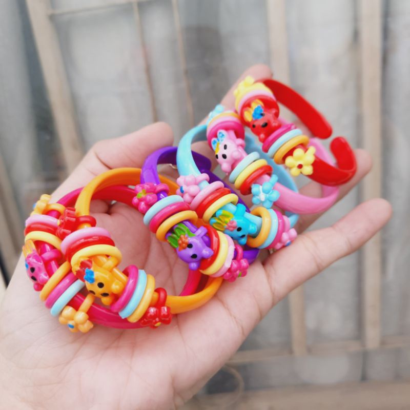 Vòng đeo tay quả dâu cho bé yêu (được chọn màu)