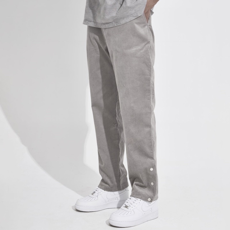 Quần nút bấm nhung tăm Amrish