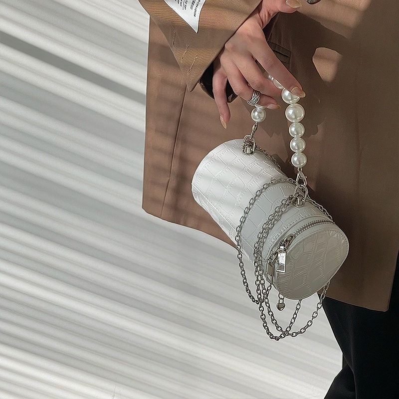 Túi Đeo Chéo Vân Da Cá Sấu Phối Dây Xích Đính Ngọc Trai Phong Cách Cổ Điển Thời Trang Cho Nữ