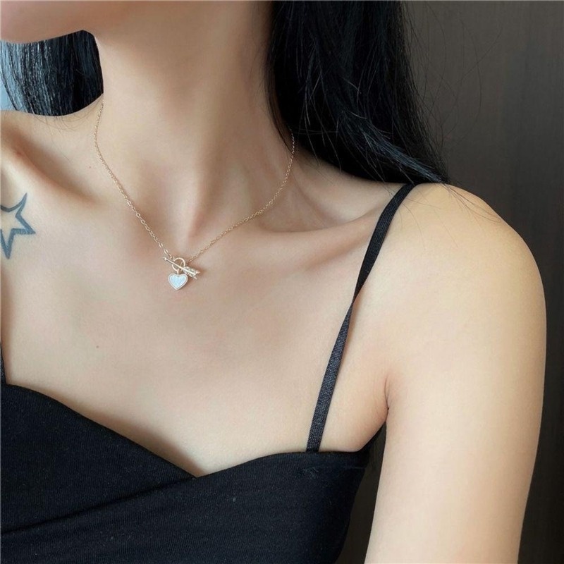 Vòng cổ Hình Mũi Tên Xuyên Qua Trái Tim Sang Trọng Dành Cho Nữ