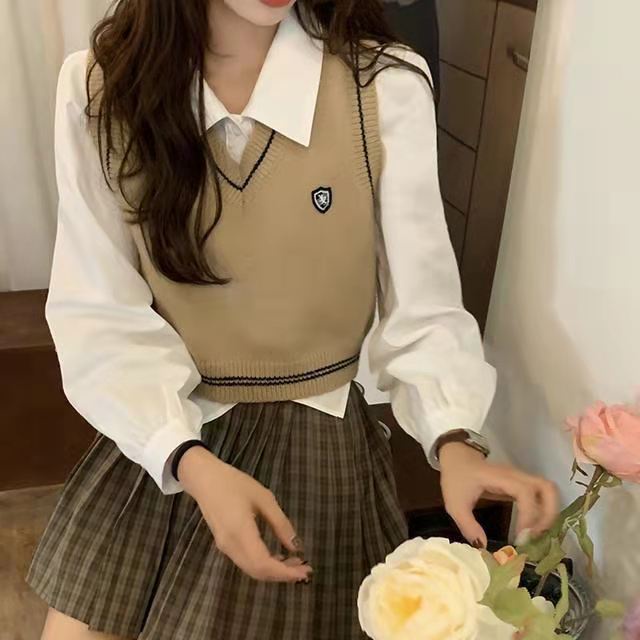 Áo dệt kim sát nách cổ chữ V phong cách retro thời trang cho nữ | BigBuy360 - bigbuy360.vn