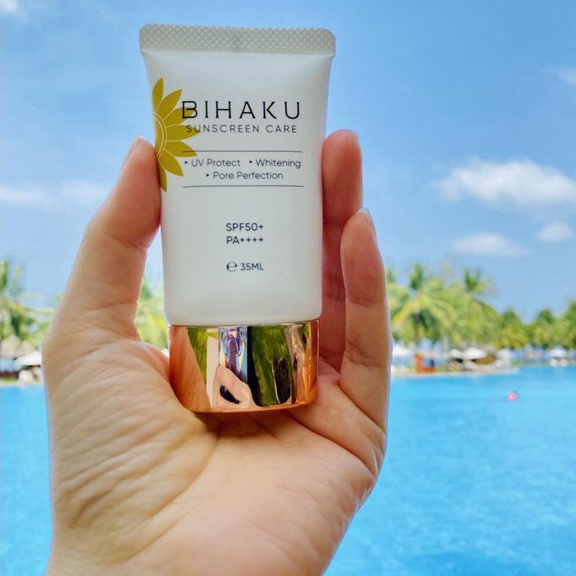 Kem chống nắng cho da nhạy cảm Bihaku Sunscreen Care SPF 50+ PA++++ dưỡng trắng kiềm dầu chống tia UV