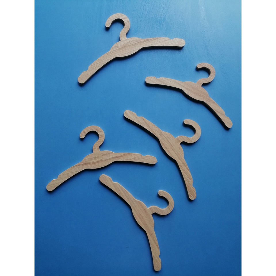 Móc Áo Gỗ Cao Cấp Cho Thú Cưng/ Giá bao gồm 1 bộ 8 chiếc