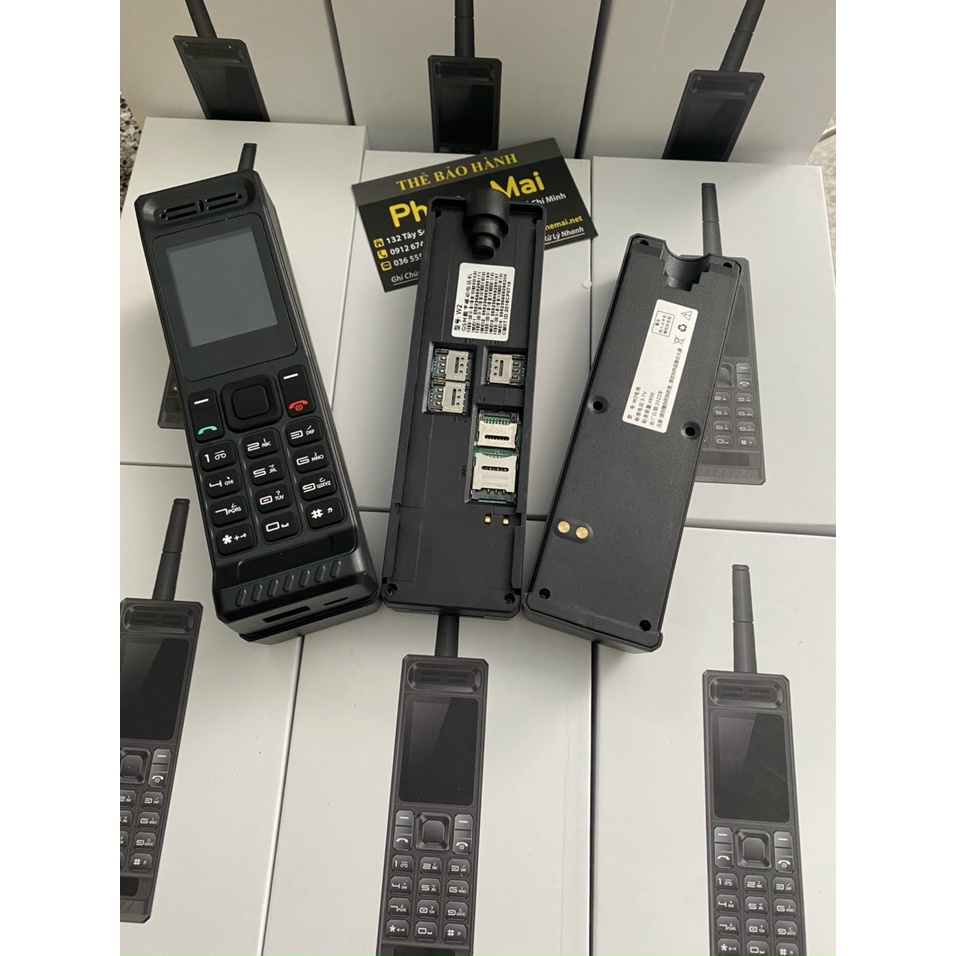 Điện Thoại 4 Sim Pin Khủng Retro Telephone W2 Sạc cho Smartphone giả giọng nói