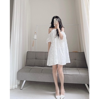 Váy cut out vai hoa nổi Samhyewear