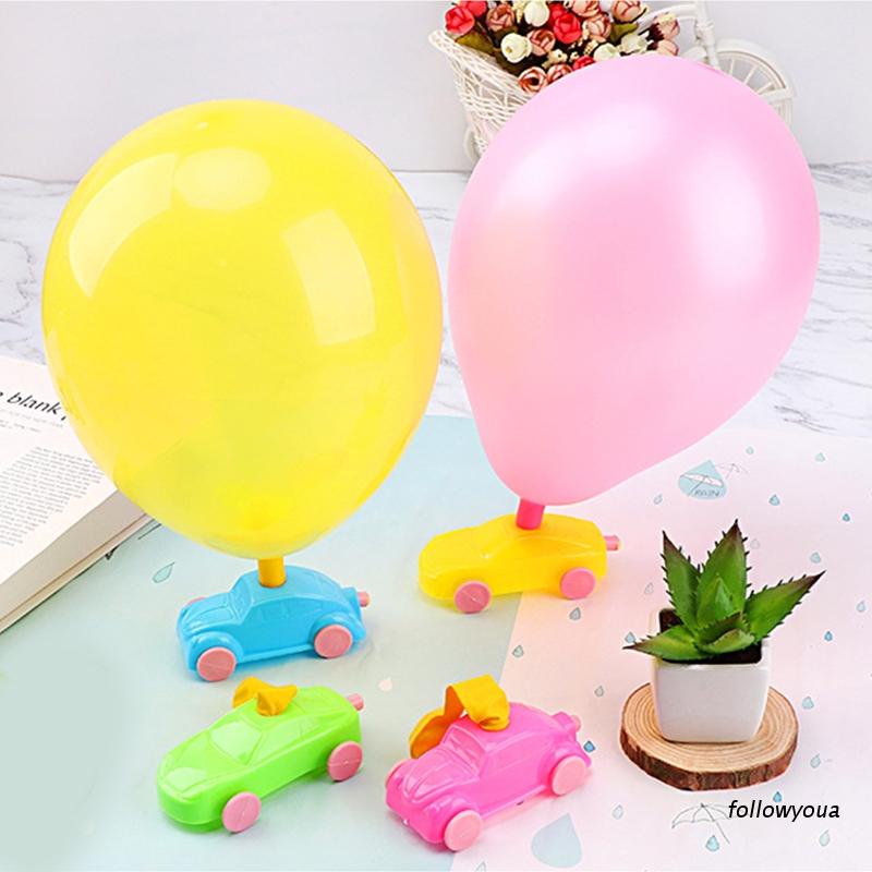 Đồ chơi xe hơi bong bóng phát triển kỹ năng tư duy phản xạ cho bé