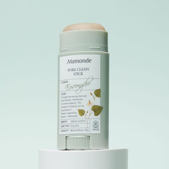 Thanh lăn giảm mụn đầu đen Mamonde Pore Clean Blackhead Stick
