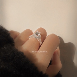 Nhẫn bạc nhô đai đá vuông