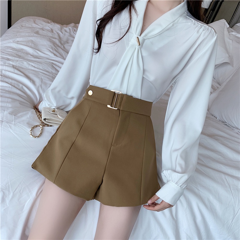 Quần short IELGY lưng cao dáng rộng phong cách Hàn Quốc thời trang cho nữ