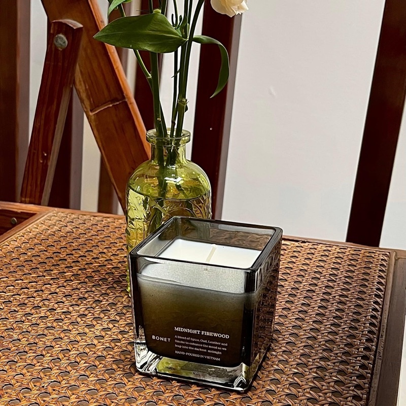 Nến Thơm BONET Hương Midnight Firewood  220g