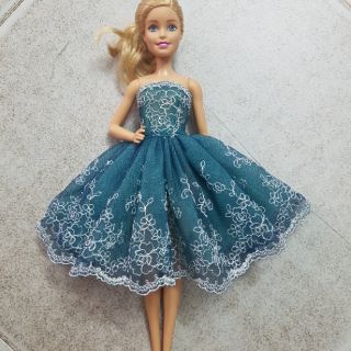 Váy búp bê xinh.