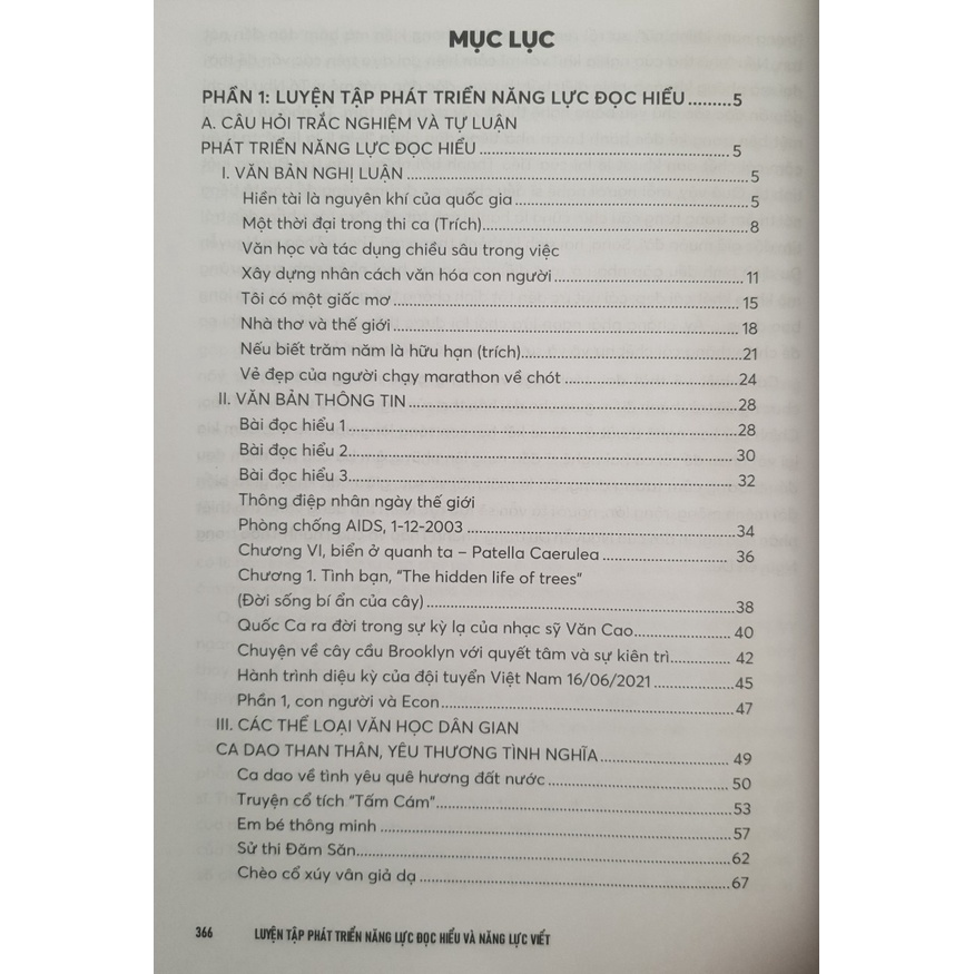 Sách - Luyện tập phát triển năng lực đọc hiểu và năng lực viết
