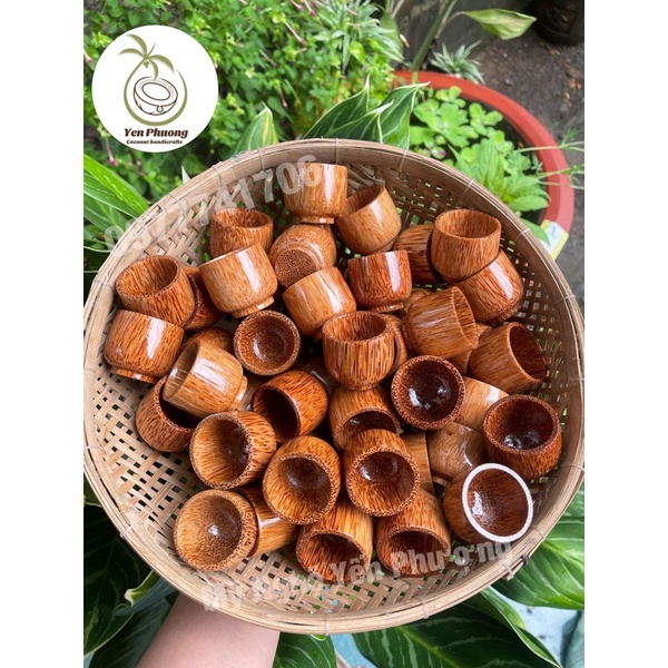 Ly uống rượu gỗ dừa. Loại 1