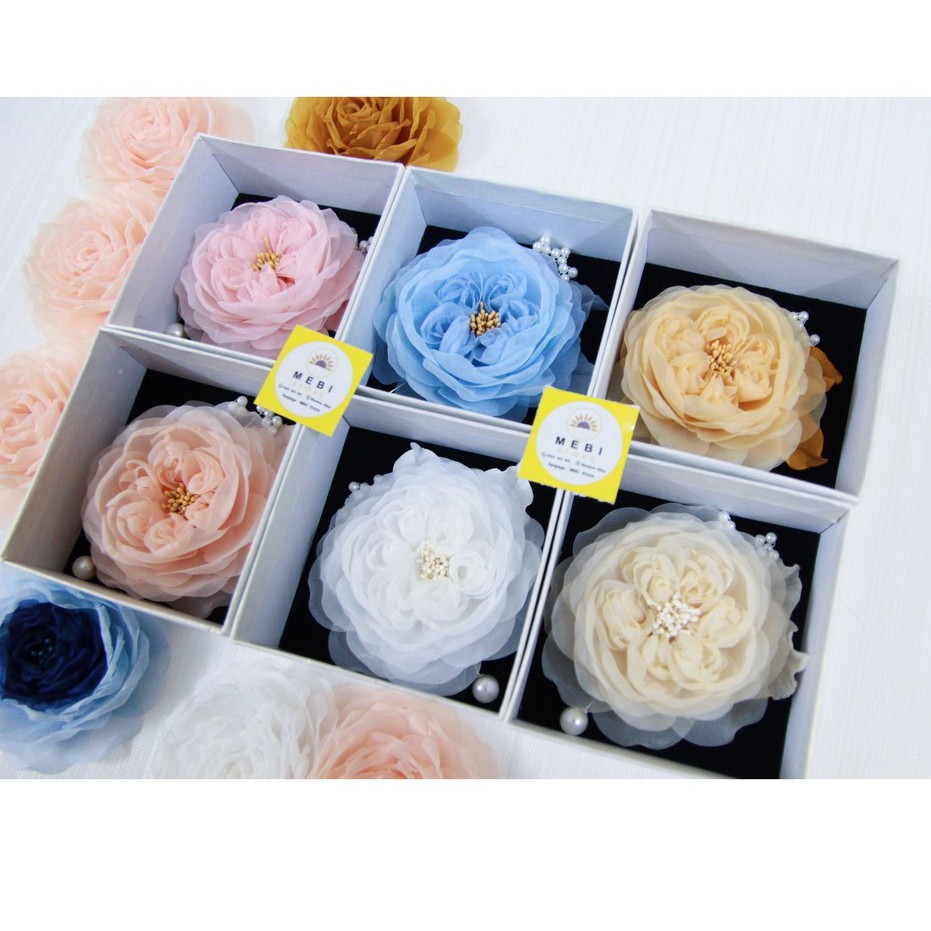 (ảnh thật 100%) Cài áo hoa hồng juliet handmade mix cành trai xoắn và lá gấm siêu sang (size 12)