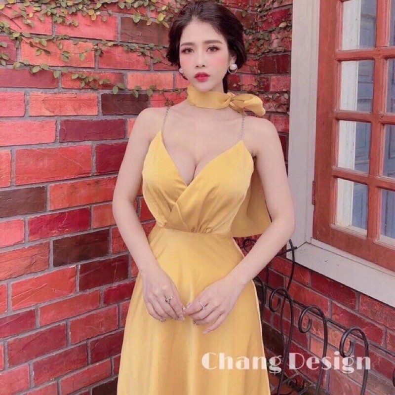 Đầm xoè phi vàng 2 dây xích cao cấp mịn đẹp( không kèm dây nơ)