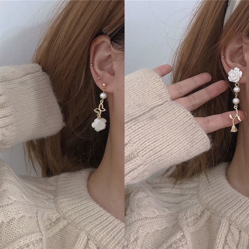 Bông Tai Hình Bướm Đính Ngọc Trai Phong Cách Hàn Quốc Thanh Lịch Dành Cho Nữ