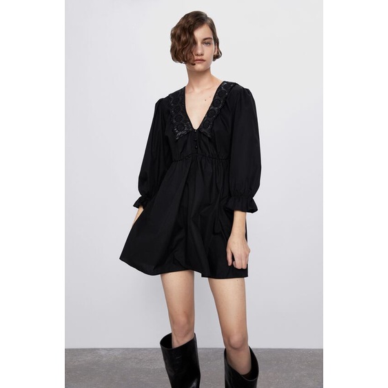 Váy chất tacta cổ V thêu size XS - Zara authentic