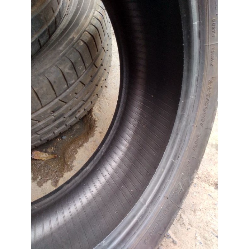 lốp.225/50r17