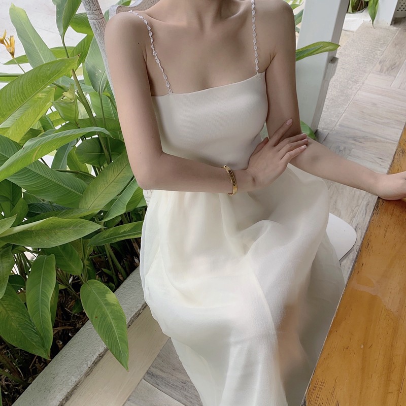 IELGY Đầm Dáng Chữ A Hai Dây Ôm Eo Màu Trơn Lãng Mạn Màu Sắc