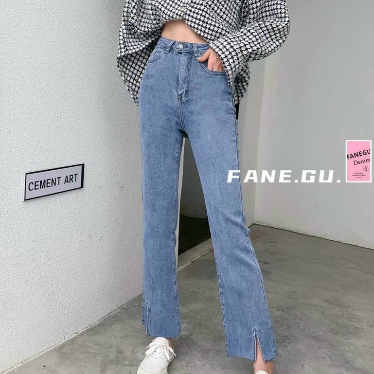 Quần jeans ống đứng xẻ gấu trước mã 5005