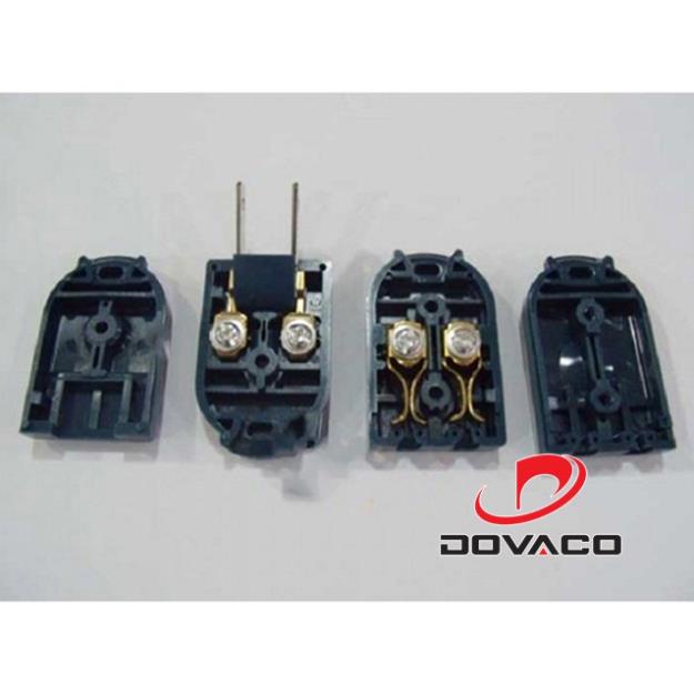 Phích cắm chân dẹt xoay 90 độ tiện lợi