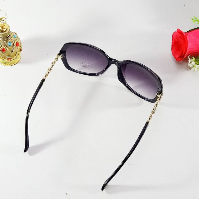 Mắt kính thời trang nữ sang trọng _ đơn giản dễ mang _ | BigBuy360 - bigbuy360.vn