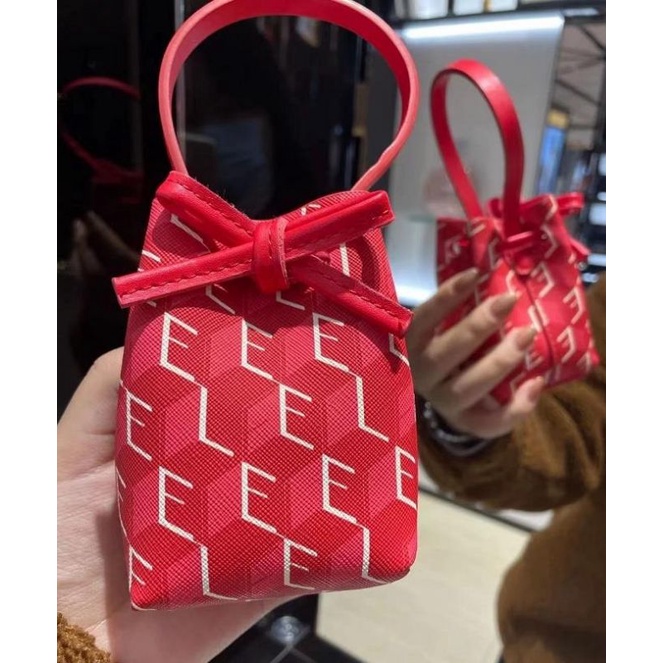 Túi Mỹ Phẩm Etti Lâuder Nền Đỏ Phối Chữ EL Trắng Có Quai