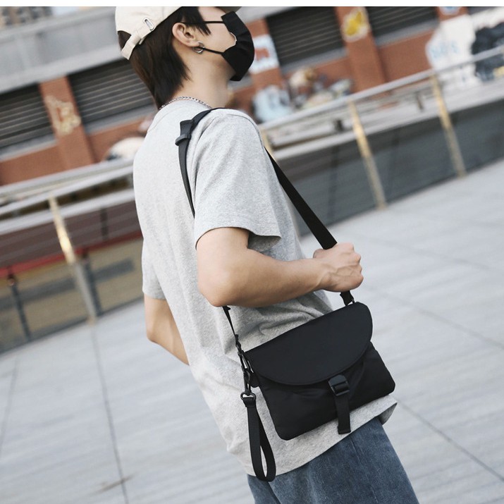 Túi nam đẹp ✴️FREESHIP✴️ Túi đeo chéo nam phi bóng có khuy giữa