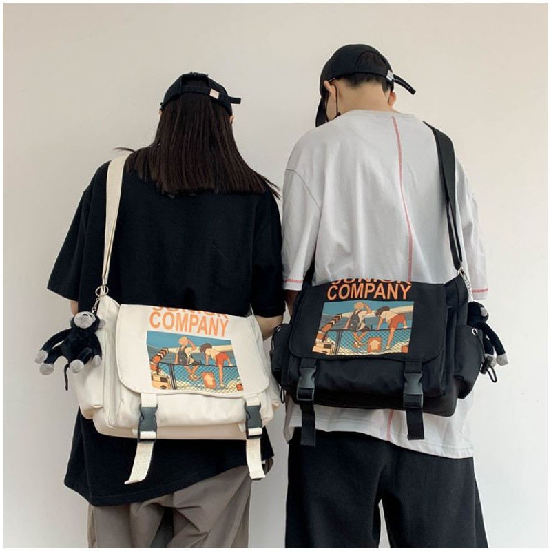Túi đeo chéo đi học hot trend phong cách Hàn Quốc