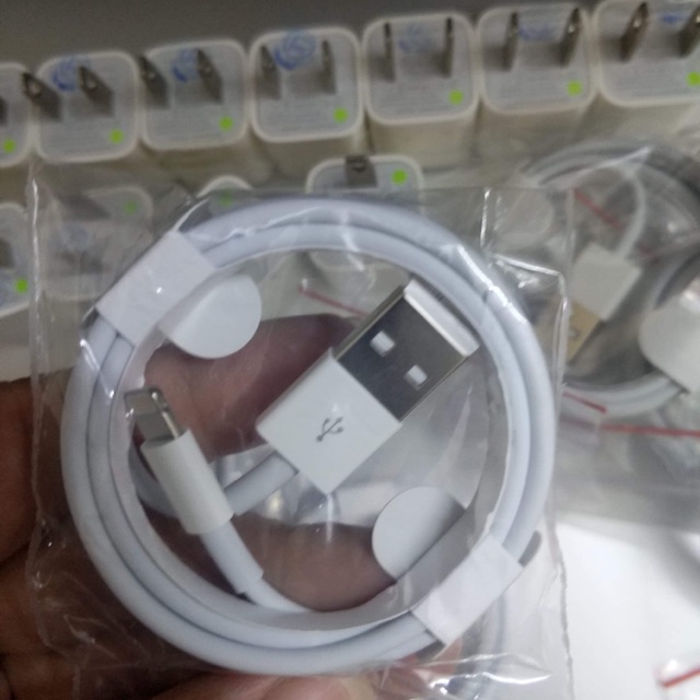 Củ và cáp sạc iphone chính hãng