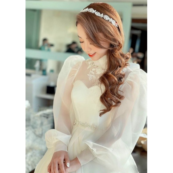 Đầm váy dạ hội, cô dâu đi bàn tay phồng, cổ kết hoa, thắt dây eo dễ thương