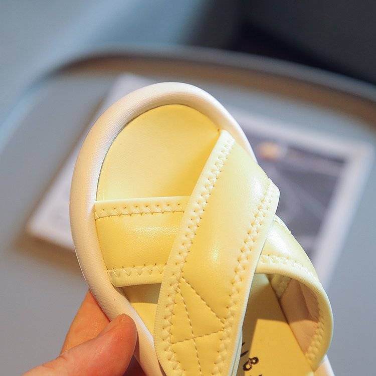 Dép Đế Mềm Chống Trượt Thoải Mái Mùa Hè Cho Bé Trai Gái