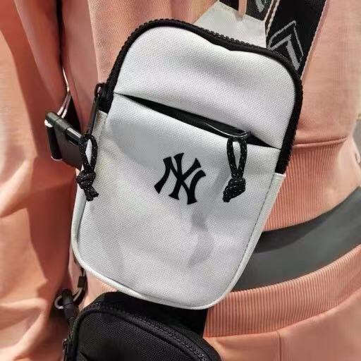 MLB Retro Print Crossbody Shoulder Bag Mobile Phone Bag