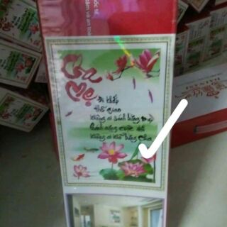 Kit tranh đính đá giao khách