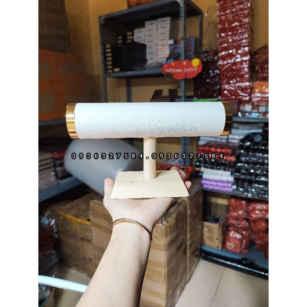 Kệ Chữ T 1 Tầng Đựng Lắc Tay, Vòng Tay, Đồng Hồ Đế Gỗ Cao Cấp