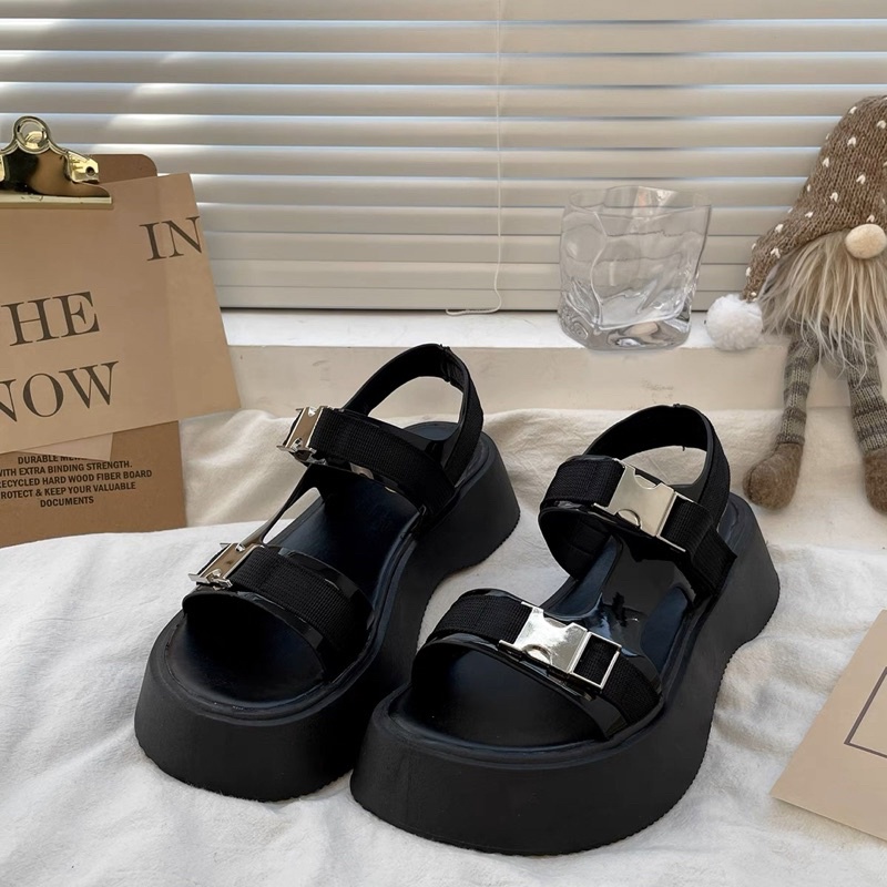 ORDER_Sandal quai ngang khóa nhựa đế cao 2 màu đơn giản dễ phối đồ cho nữ phong cách hàn quốc cá tính D23