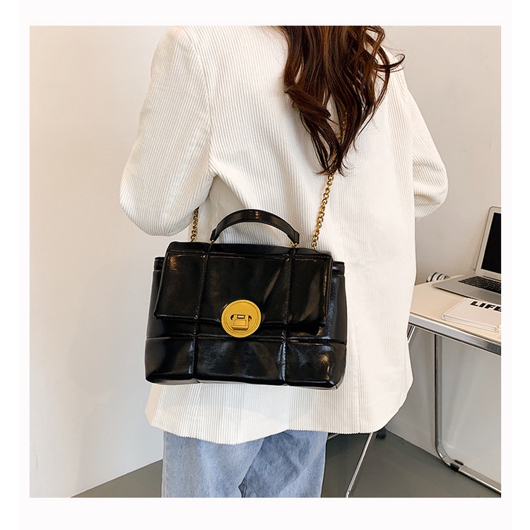 Túi Đeo Chéo Da Bóng Thời Trang Hàn Quốc 2022