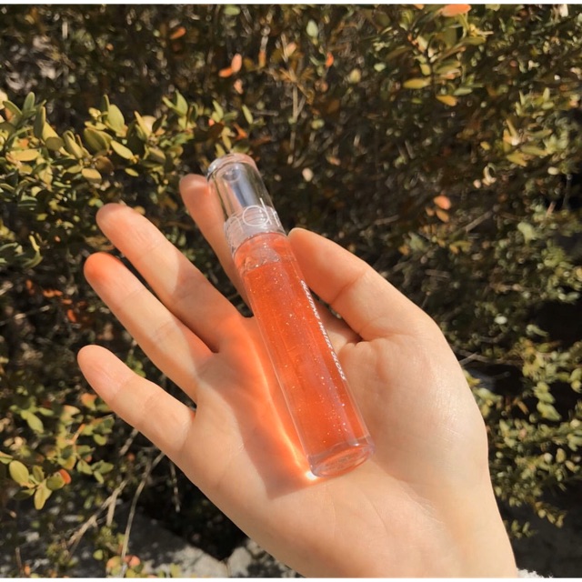 HOT NEW  Son Tint Bóng Cho Đôi Môi Căng Mọng, Mịn Mượt Romand Glasting Water Gloss 4.5g