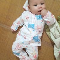 Thanh lý sét 2 Bộ cotton giấy dài tay cho bé