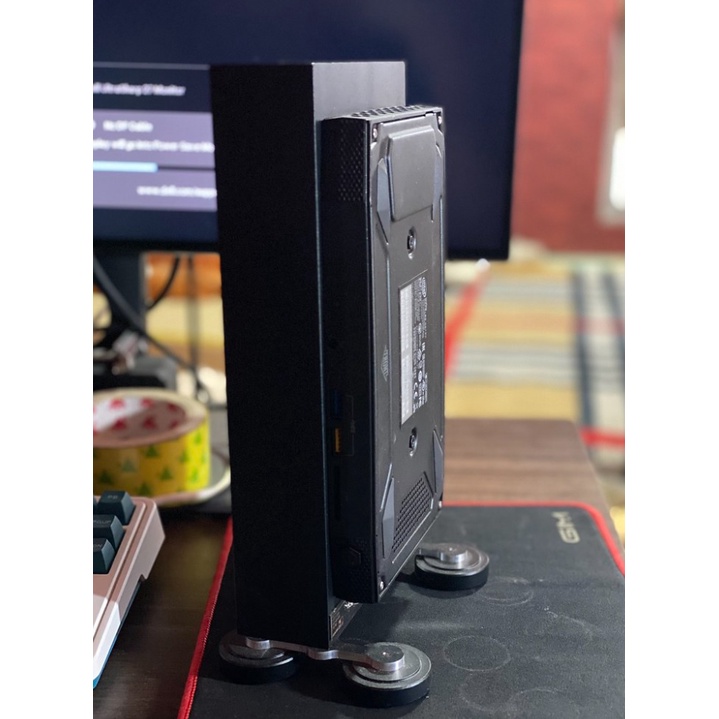 Máy tính intel NUC 6 NUC6I7KYK Skull Canyon, MOD fanless, có chân đứng