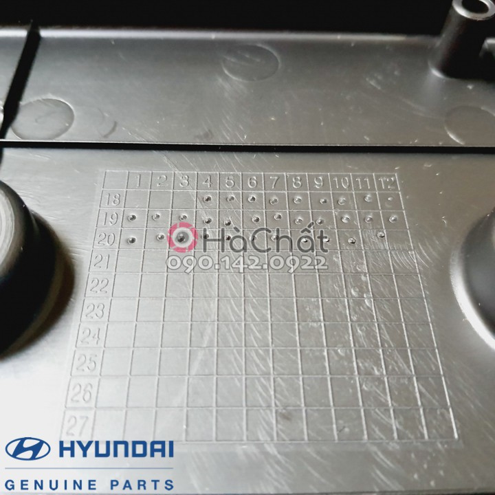 Giá bắt biển số xe HYUNDAI ELANTRA / nhập khẩu Hàn Quốc chính hãng HYUNDAI MOBIS